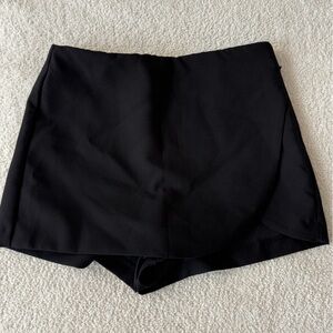 Zara black skort size m